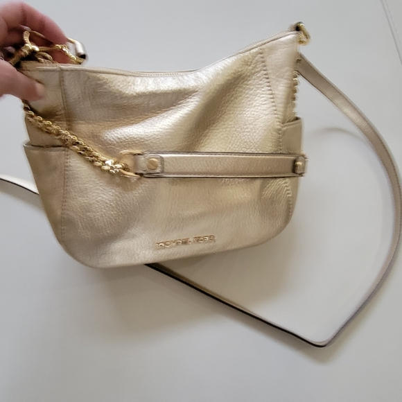 Michael kors pale gold crossbody bag with top handle - Picture 2 of 5